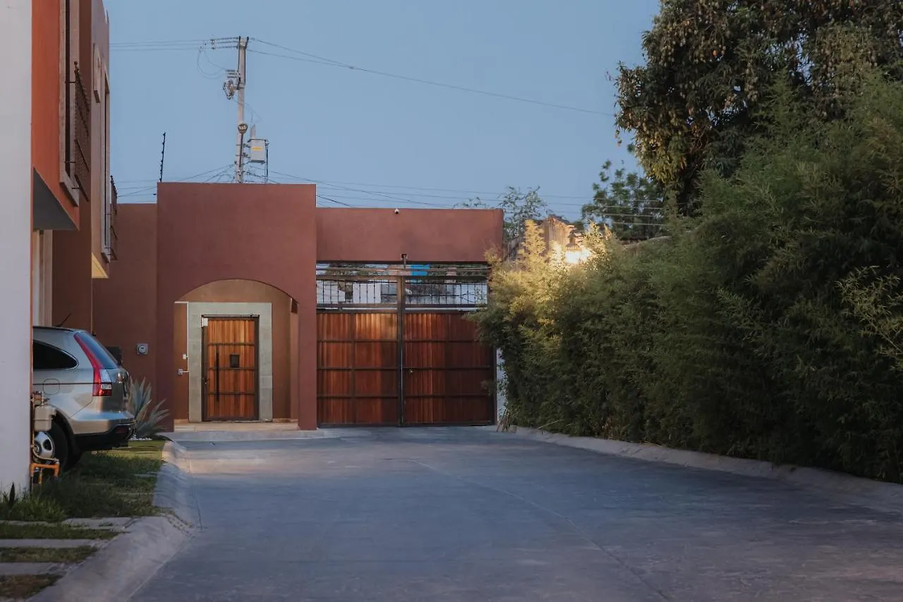 Tatil Evi Alegrias De San Pedro. Villa Guadalajara
